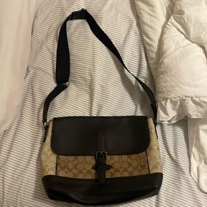 Coach messengers bag